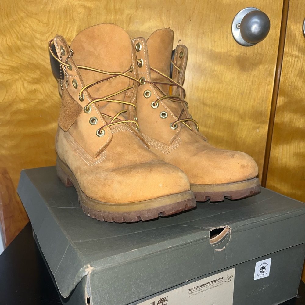 Timberland boots in wheat
